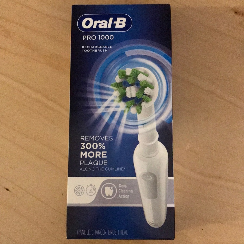 Oral B Pro 1000 Rechargeable Toothbrush